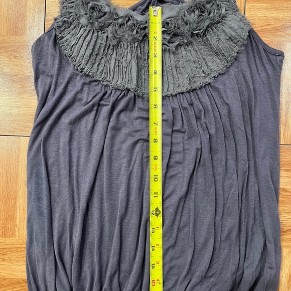 💲8️⃣ Bundle 2 Tanks Shop Wanna B Pastel Camo & Body Central Grey Textured Front - Picture 12 of 14